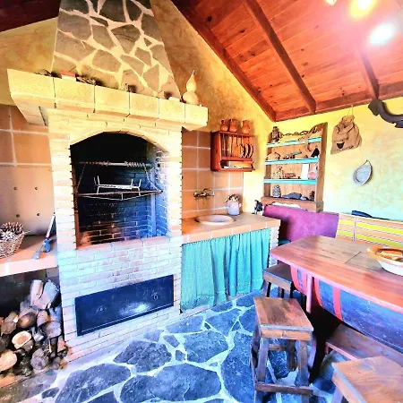 Casa Rural Piedra Redonda 乡村民宿